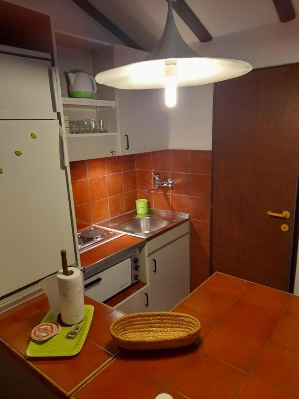 Apartment Danka - Affordable And At The Beach ブリスト エクステリア 写真
